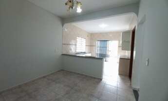 Imagem 4: Excelente Sobrado de Esquina, Qd. 301 do Residencial Oeste
