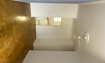 Imagem 3: Apto de 50 metros, 2 quartos, 1 banheiro, prédio c/ elevador e portaria 24h; Largo da 2a F