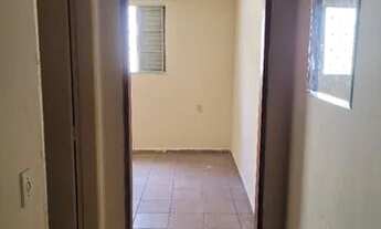 Imagem 4: Alugo casa fundo Jardim Aniele ótima localização