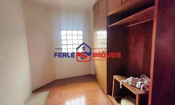 Imagem 4: Aluga-se Ampla Casa com 5 quartos, 4 suítes, Hidro no centro de São Vicente