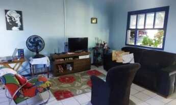 Imagem 6: Casa para venda possui 60 metros quadrados com 2 quartos em Maracangalha - Belém - Pará