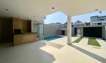 Imagem 3: CASA TRIPLEX COM 4 SUÍTES, À VENDA NO CONDOMÍNIO INTERLAGOS DE ITAÚNA NA BARRA DA TIJUCA