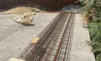 Imagem 3: Sítio com cachoeira propia,base da casa pronta leia troco parcelo garrafão