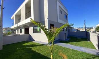 Imagem: Sobrado à venda em São José/SC