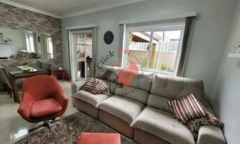 Imagem 6: Lindo sobrado à venda, reformado recentemente e pronto para morar no bairro Demarchi, São