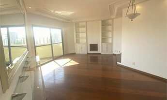 Imagem 2: Apartamento para venda com 136 metros quadrados com 4 quartos