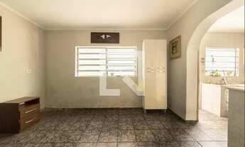 Imagem 2: Casa para Aluguel - Assunção, 2 Quartos, 55 m2