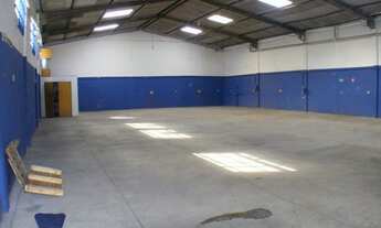 Imagem 2: Barracão com 400m² de vão livre e Mesanino para Escritório em São José dos Pinhais