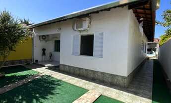 Imagem 3: Casa com piscina