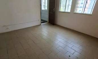 Imagem 7: Apartamento a venda de 2/4 no Conjunto Guilherme Marbac no Imbuí