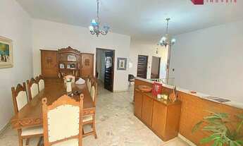 Imagem: Casa com finalidade comercial, com 3 dormitórios