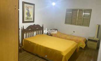 Imagem 5: Casa residencial de 3 quartos sendo 1 suíte disponível no bairro Tubalina em Uberlândia