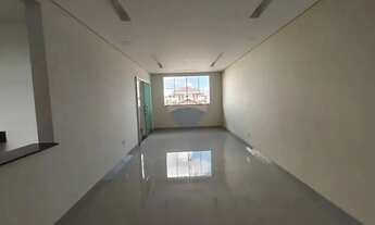 Imagem 7: Exuberante casa com 5 quartos, sendo uma suíte, 2 banhos, terraço maravilhoso, sala, cozin