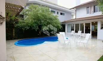 Imagem 6: Casa de alto padrão na Lagoa da Conceição