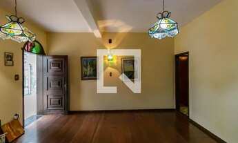 Imagem 3: Casa à Venda - Nova Suíssa, 8 Quartos, 386 m2