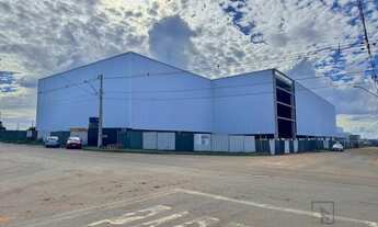 Imagem 2: Galpão com 4.930 m² disponível para locação no condomínio All Park Polo Empresarial