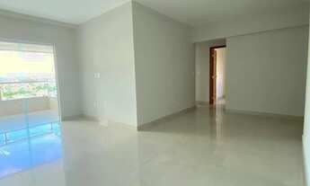 Imagem 7: Linda Casa piscina e Área Verde