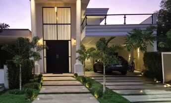 Imagem 2: Casa de condomínio para venda tem 264 metros quadrados com 5 quartos