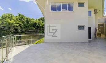 Imagem 5: Casa à venda em Curitiba, Pilarzinho, com 3 suítes, com 312.03 m²