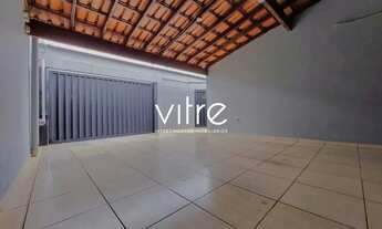 Imagem 2: Casa à venda com 3 suítes no bairro Planalto em Uberlândia