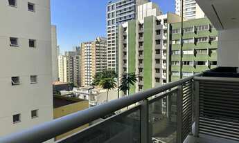 Imagem: Conjunto comercial em prédio moderno