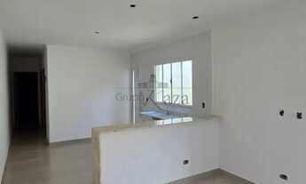 Imagem 2: Oportunidade - Casa Geminada - Parque Nova Esperança - 2 Dormitórios - 125m²