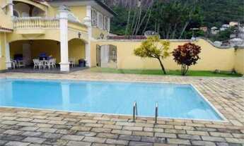 Imagem: Casa com 5 dormitórios à venda, 320 m²