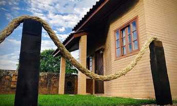 Imagem: Casa com piscina em Guaratuba, para final