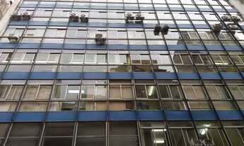 Imagem 2: Andar inteiro, com 821m² área privativa, no Centro Histórico - Porto Alegre - RS