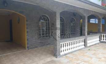 Imagem 7: Casa com Piscina - Parque Industrial - 3 Dormitórios - 300m²