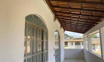 Imagem 3: Vendo duas casas, entradas individuais