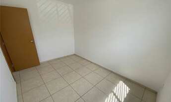 Imagem 7: Apartamento de 2 quartos, sala cozinha com área de serviço e banheiro, 1 vaga de garagem d