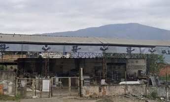 Imagem 2: Galpão/Depósito/Armazém para venda com 4500 metros quadrados em Comendador Soares - Nova I