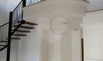 Imagem 4: Sobrado para Locação em Condomínio - com 01 suíte no pavimento térreo