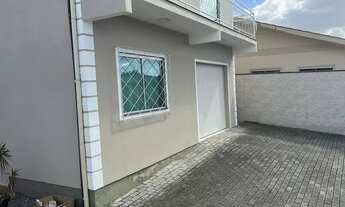 Imagem 4: Casa aririu Casa com 3 dormitórios