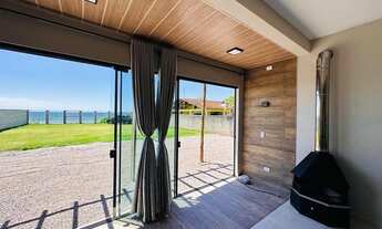 Imagem 5: Alugo Chalé de frente para o MAR, literalmente "PÉ NA AREIA"