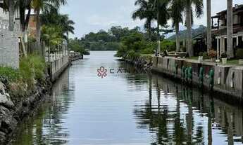 Imagem 3: Linda casa de canal reformada, 4 suítes em Angra