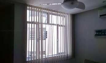 Imagem 2: Alugo apartamento finamente mobiliado Em Copacabana - Quarto e sala com cozinha americana