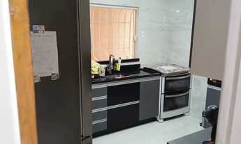 Imagem 2: Arsenal Imóveis vende- Casa Linear com 1 Suíte e piscina Condomínio no Arsenal