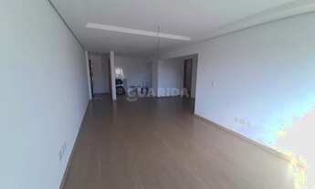 Imagem 5: Apartamento de 3 dormitórios, sendo 1 suíte, no bairro Tristeza, com DUAS VAGAS COBERTAS!