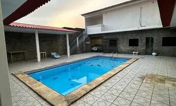 Imagem 3: Aluga-se Casa com Piscina Para Eventos