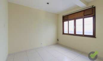 Imagem 6: Casa para locação comercial com 3 quartos, 4 vagas no Vila Nova - Nova Friburgo/RJ