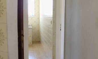 Imagem 5: Casa com 01 dormitório, sala, cozinha, banheiro e área de serviço. - 228