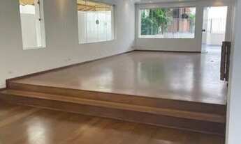 Imagem 2: Linda casa na entrada do Residencial Alphaville 5