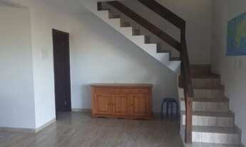 Imagem 2: Casa para aluguel tem 75 metros quadrados com 2 quartos em Pântano do Sul - Florianópolis