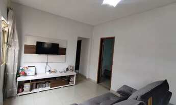 Imagem: Casa à venda com 04 quartos no bairro Vila