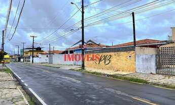 Imagem 2: Casa a venda em Água Fria com 3 quartos super arejada