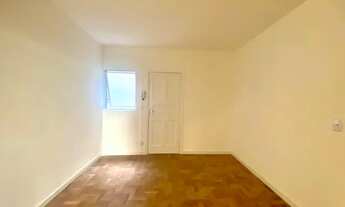 Imagem 3: Apartamento para aluguel possui 80 metros quadrados com 2 quartos em Campos Elíseos - São