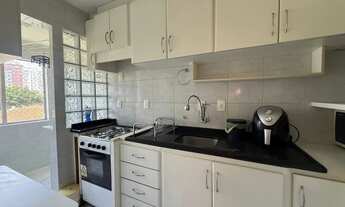 Imagem 2: Apartamento mobiliado com 3 quartos para locação no Centro de Florianópolis