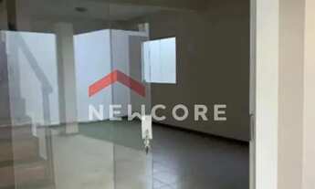 Imagem: Casa de condomínio em Avenida Luiz Tarquínio